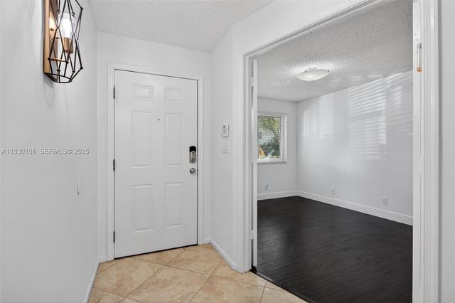 7440 Pinewalk Dr S, Margate, FL 33063