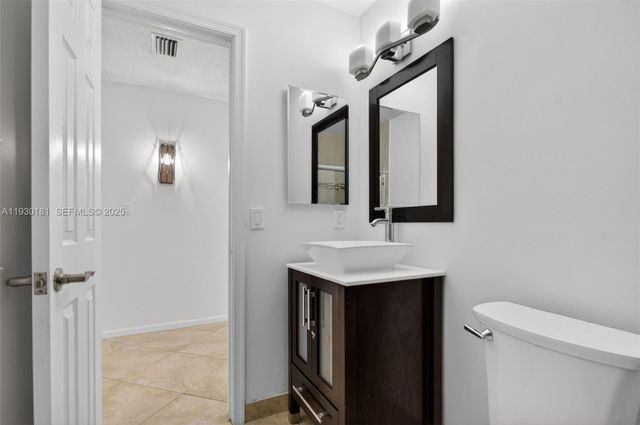 7440 Pinewalk Dr S, Margate, FL 33063