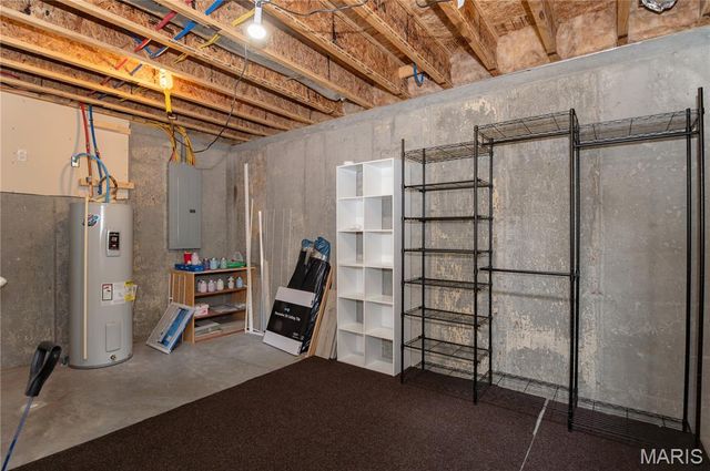 23386 Roulette Road, Waynesville, MO 65583