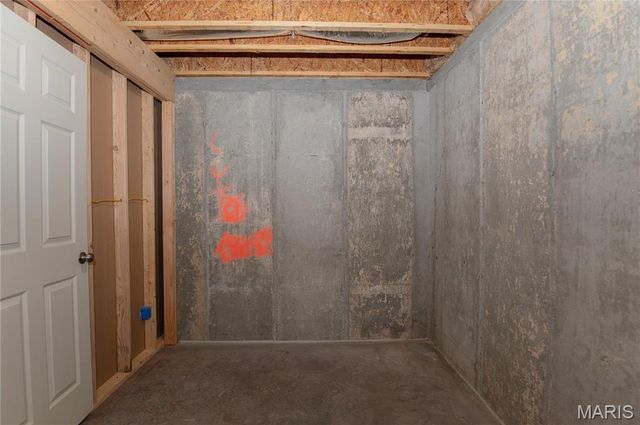 23386 Roulette Road, Waynesville, MO 65583