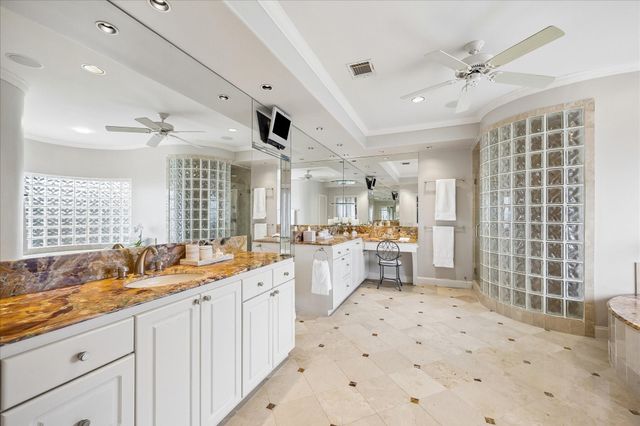 5211 Pocahontas Street, Bellaire, TX 77401