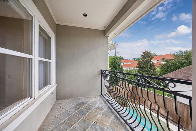 5211 Pocahontas Street, Bellaire, TX 77401