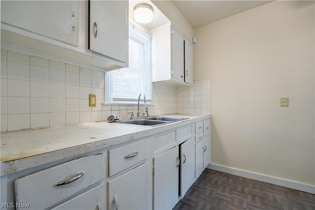 939 Clifford Avenue, Akron, OH 44306