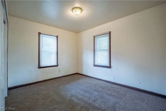939 Clifford Avenue, Akron, OH 44306