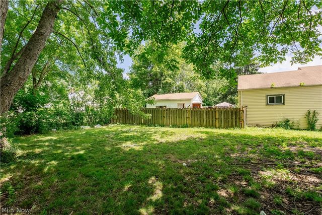 939 Clifford Avenue, Akron, OH 44306