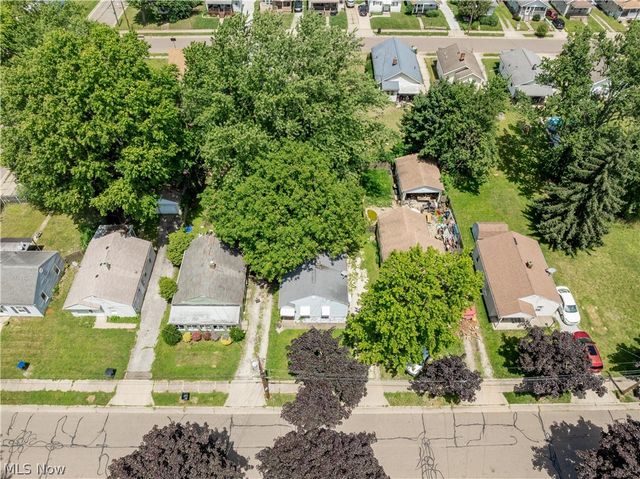 939 Clifford Avenue, Akron, OH 44306