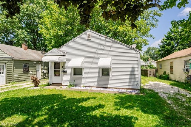 939 Clifford Avenue, Akron, OH 44306