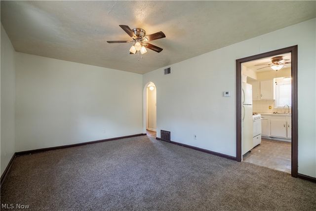939 Clifford Avenue, Akron, OH 44306