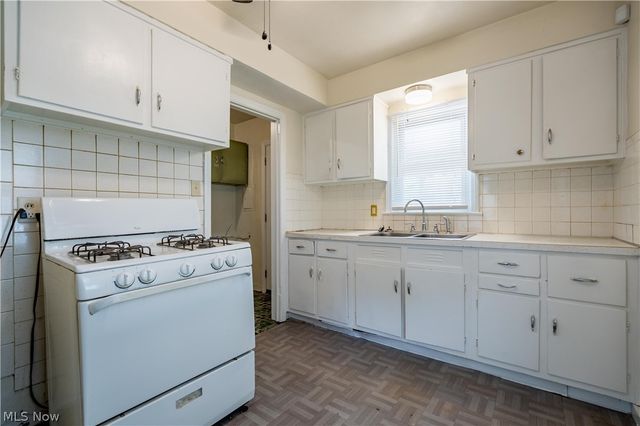 939 Clifford Avenue, Akron, OH 44306