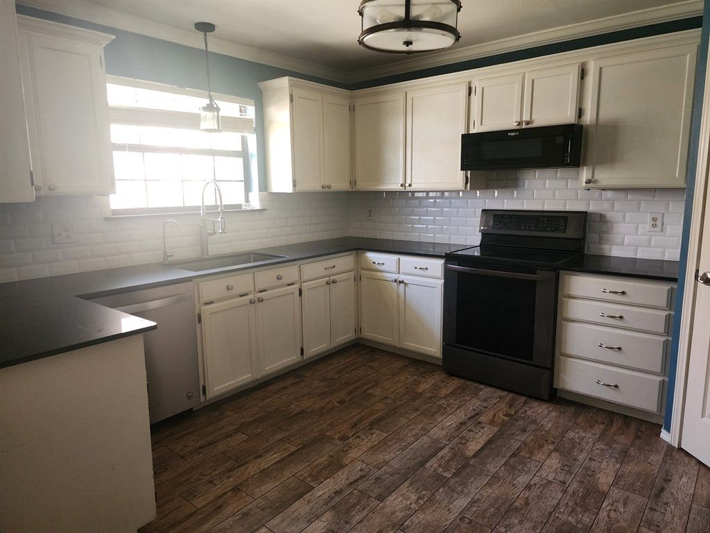 Image 6 of property listing at 4133 Shefflera Drive, San Angelo, TX 76904