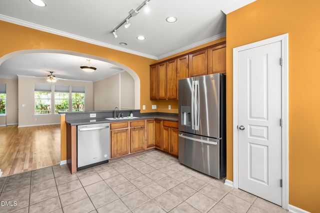 5831 Cameo Glass Way, Raleigh, NC 27612