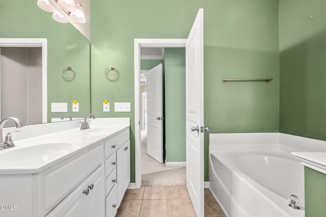 5831 Cameo Glass Way, Raleigh, NC 27612