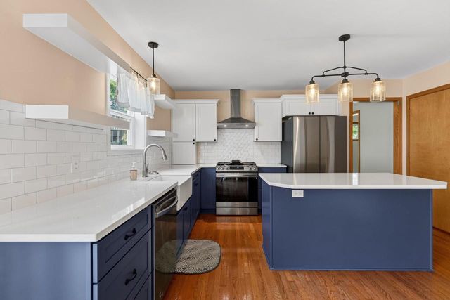 569 Apollo Way, Madison, WI 53718
