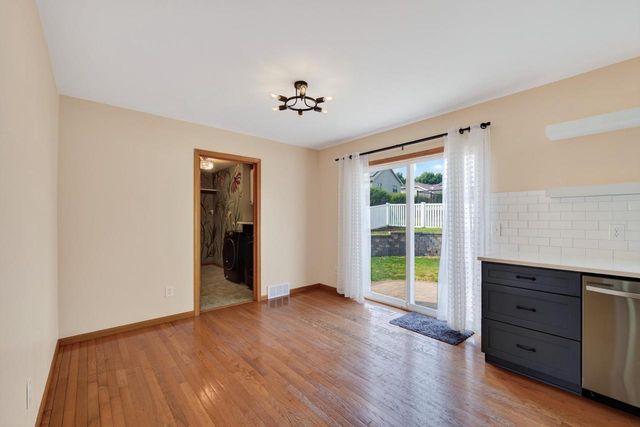 569 Apollo Way, Madison, WI 53718