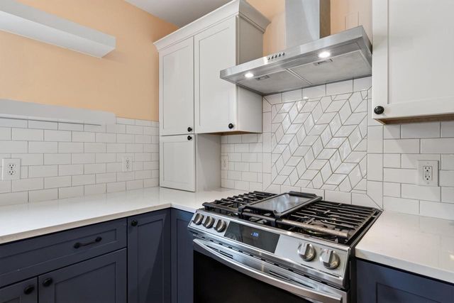 569 Apollo Way, Madison, WI 53718