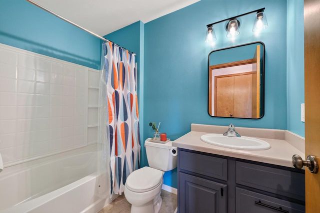 569 Apollo Way, Madison, WI 53718