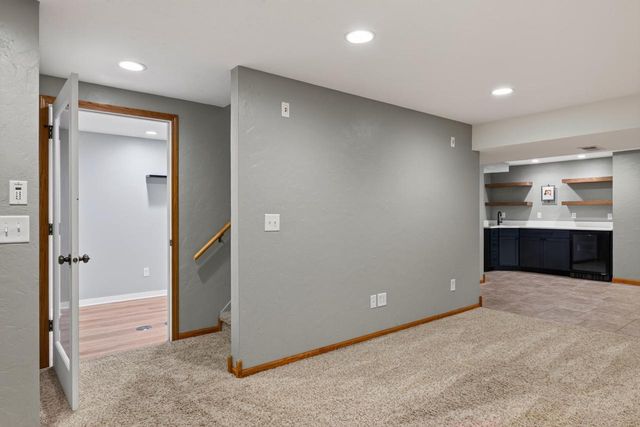 569 Apollo Way, Madison, WI 53718