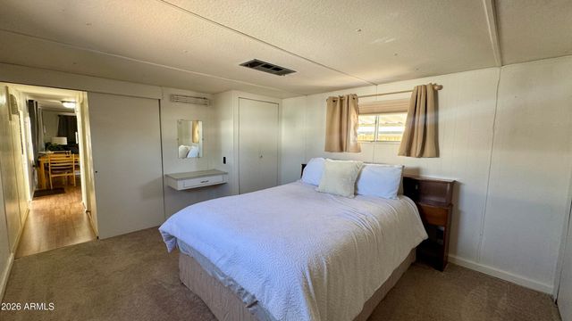 10220 E APACHE Trail 52, Apache Junction, AZ 85120