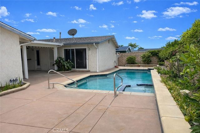 3233 Michigan, Costa Mesa, CA 92626