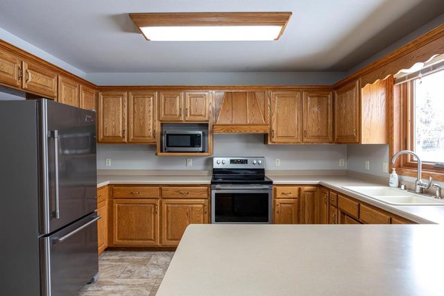 W6032 CORNFLOWER DRIVE, Appleton, WI 54915