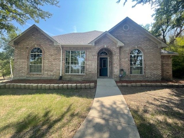 1323 E College Street, Princeton, TX 75407