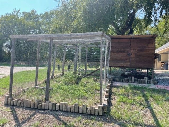 1323 E College Street, Princeton, TX 75407