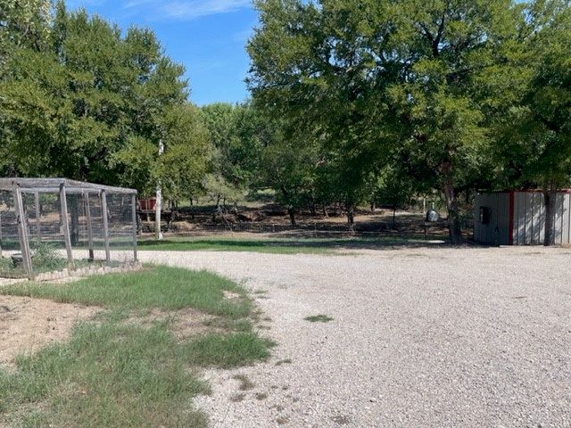 1323 E College Street, Princeton, TX 75407