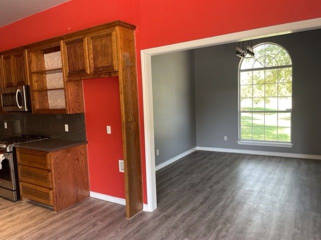 1323 E College Street, Princeton, TX 75407