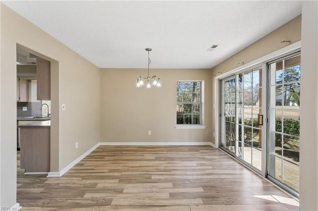 134 Sarazen CT, Newport News, VA 23602