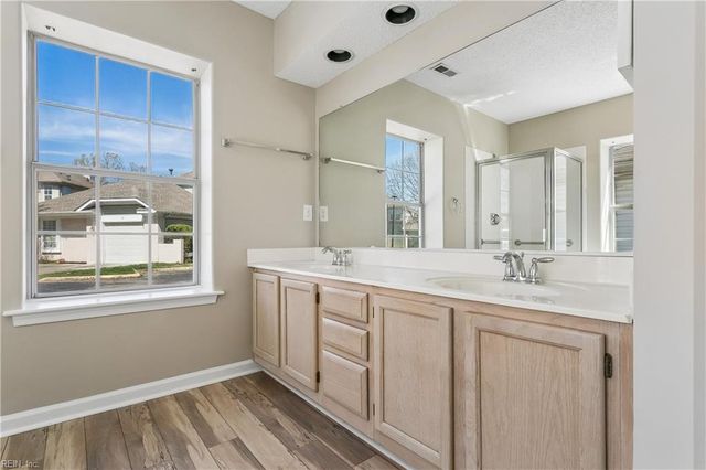 134 Sarazen CT, Newport News, VA 23602