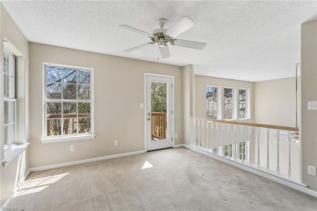 134 Sarazen CT, Newport News, VA 23602