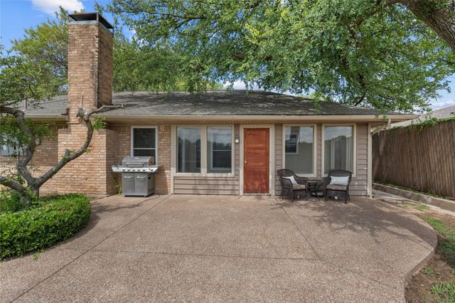 2509 Smouldering Wood Drive, Arlington, TX 76016