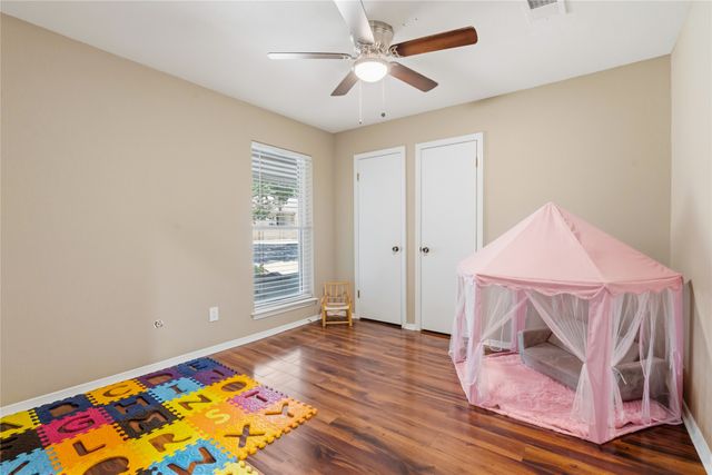 2509 Smouldering Wood Drive, Arlington, TX 76016