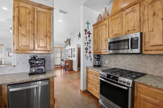 481 County Road 205, Valley View, TX 76272