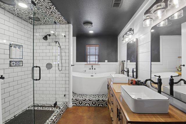 481 County Road 205, Valley View, TX 76272