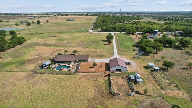 481 County Road 205, Valley View, TX 76272