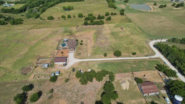 481 County Road 205, Valley View, TX 76272