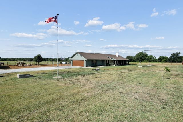 481 County Road 205, Valley View, TX 76272