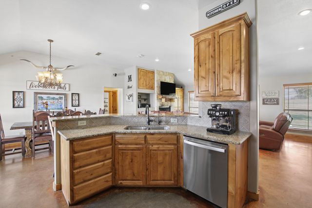 481 County Road 205, Valley View, TX 76272