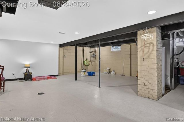 23022 Cleveland Street, Dearborn, MI 48124
