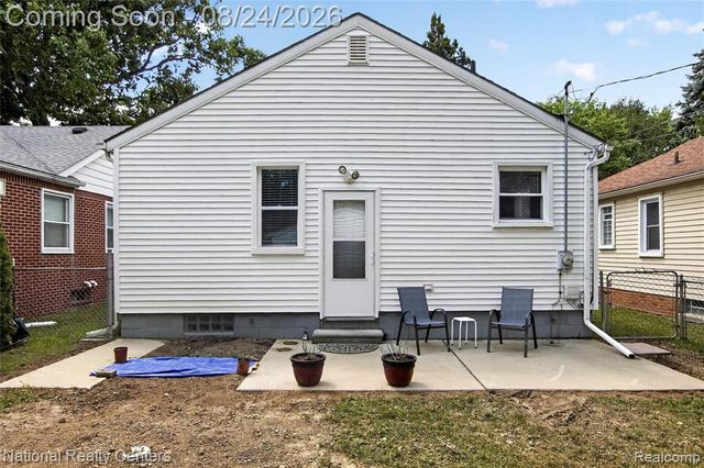 23022 Cleveland Street, Dearborn, MI 48124