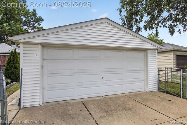 23022 Cleveland Street, Dearborn, MI 48124