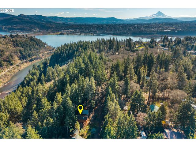 32 HAMILTON Ave, Underwood, WA 98651
