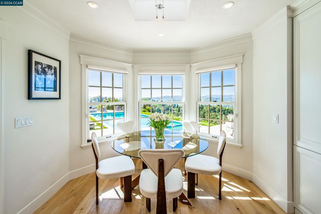 33 Deer Trail, Lafayette, CA 94549