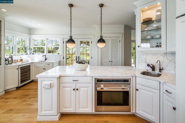 33 Deer Trail, Lafayette, CA 94549