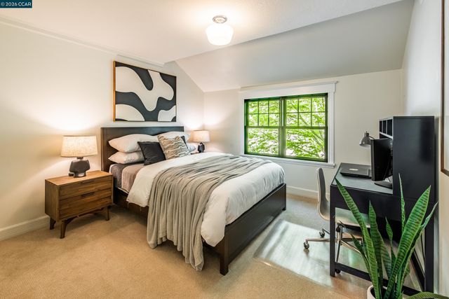 33 Deer Trail, Lafayette, CA 94549