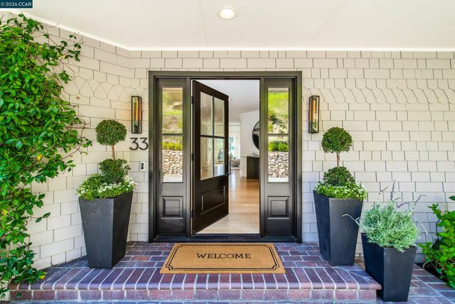 33 Deer Trail, Lafayette, CA 94549