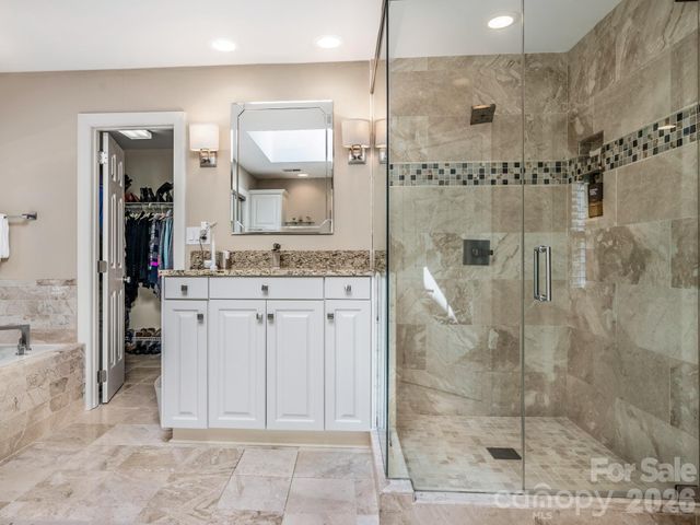 213 Summermore Drive, Charlotte, NC 28270