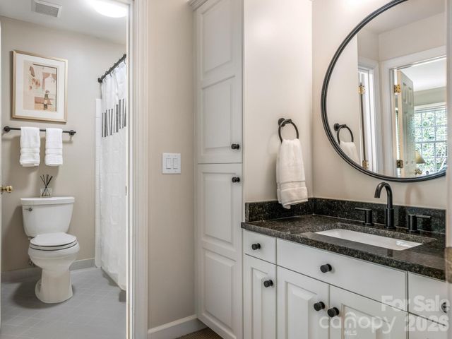 213 Summermore Drive, Charlotte, NC 28270