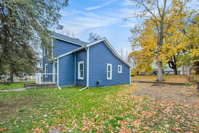 216 S Center Street, Stockbridge, MI 49285